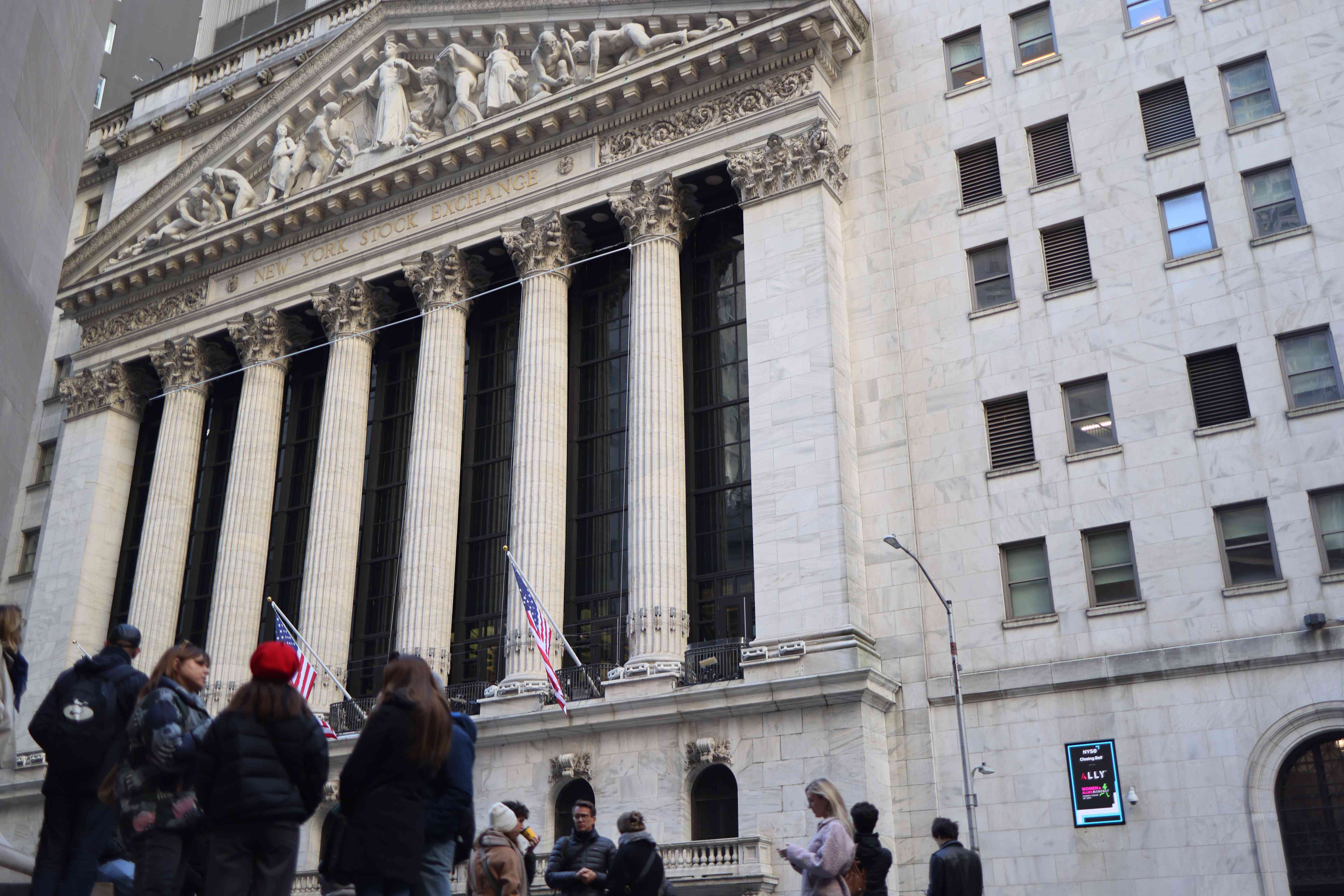 New York Stock Exchange building exterior.